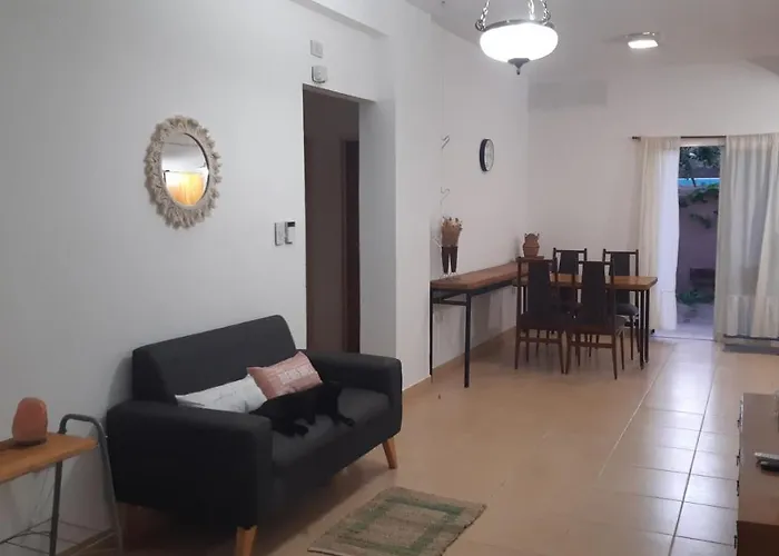Departamento Para 5 Y 1 Garaje - Pepitero